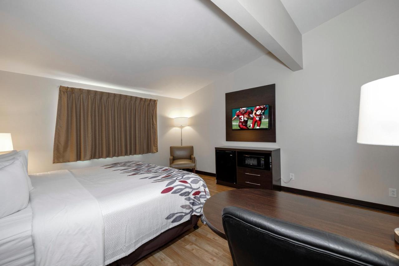 Red Roof Inn Vermillion - U Of South Dakota Экстерьер фото
