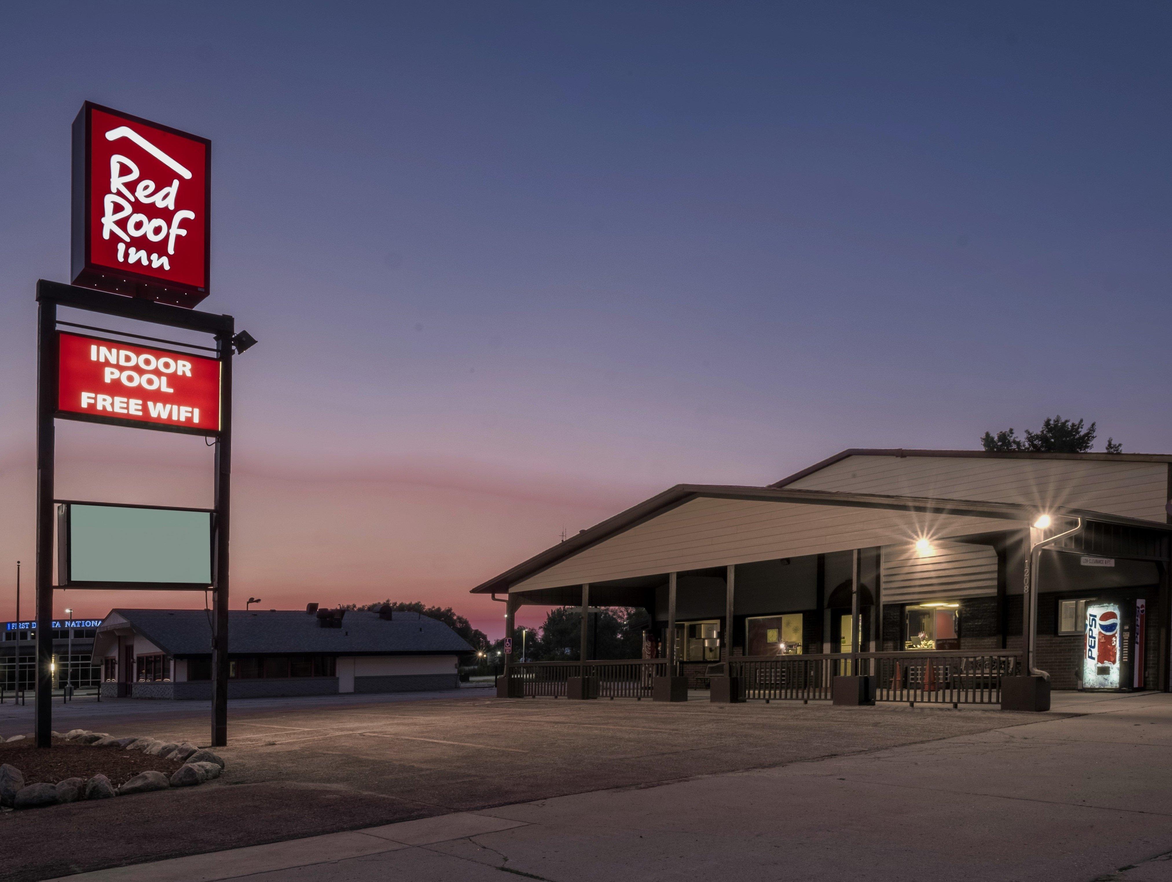 Red Roof Inn Vermillion - U Of South Dakota Экстерьер фото